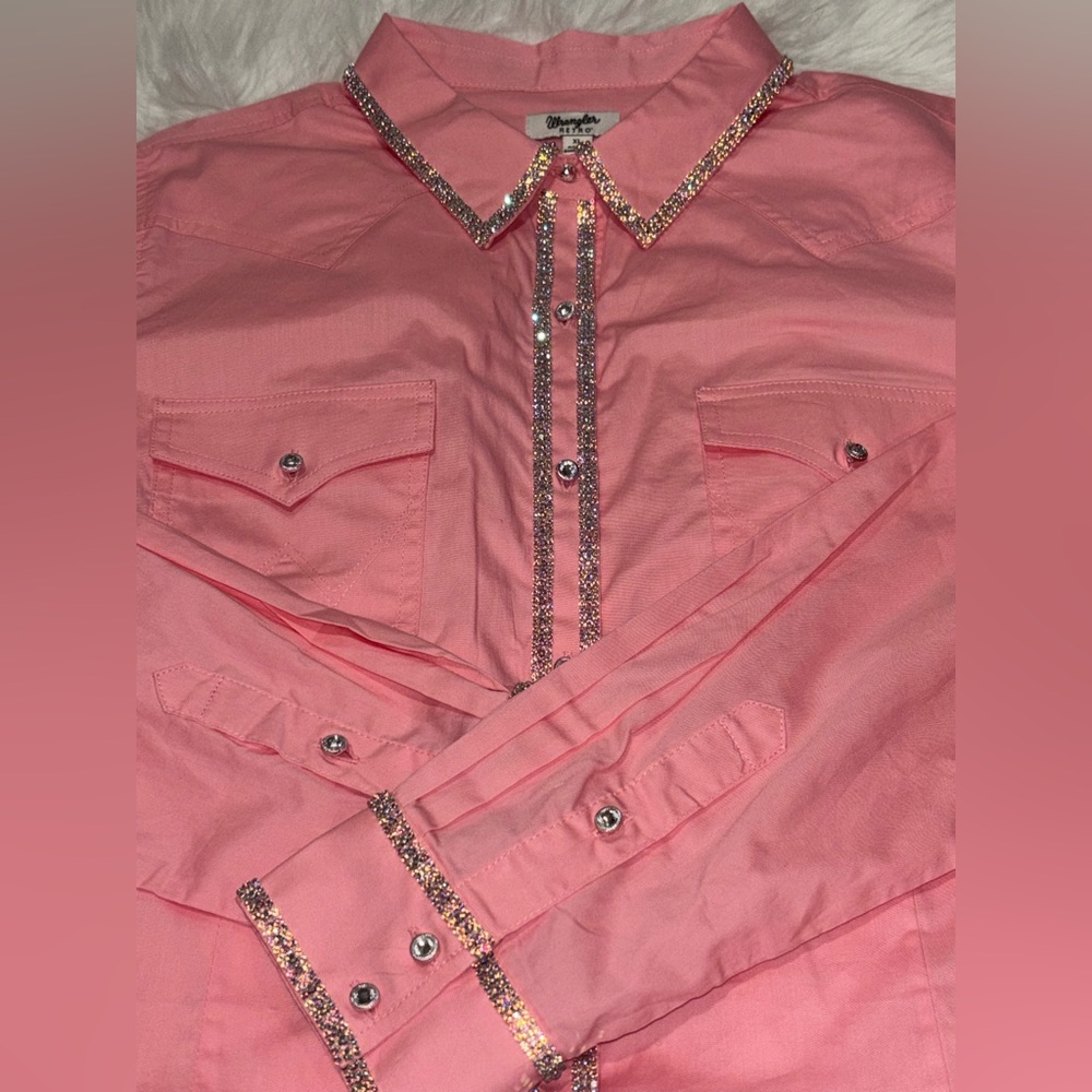 Ladies Pink Dress Shirt with Embellished Trim, Size XL